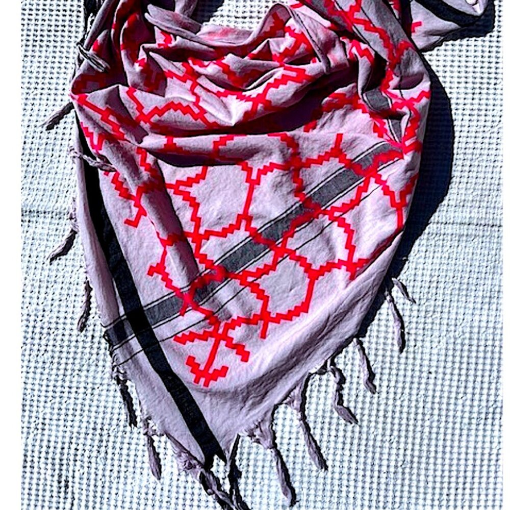 LEIGH & LUCA Triangle Scarf Shawl Hot Pink Felt UNISEX